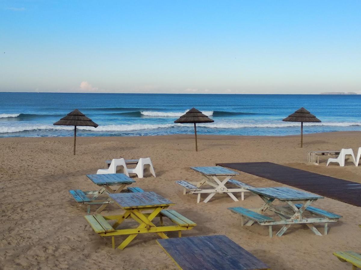 West Coast Surf Hostel Арея Бранка Екстериор снимка