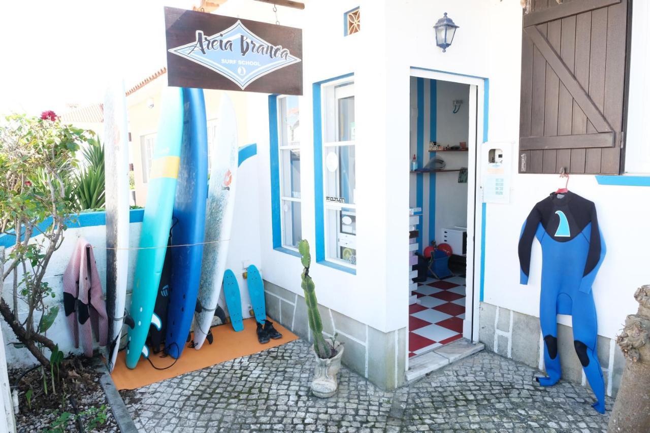 West Coast Surf Hostel Арея Бранка Екстериор снимка