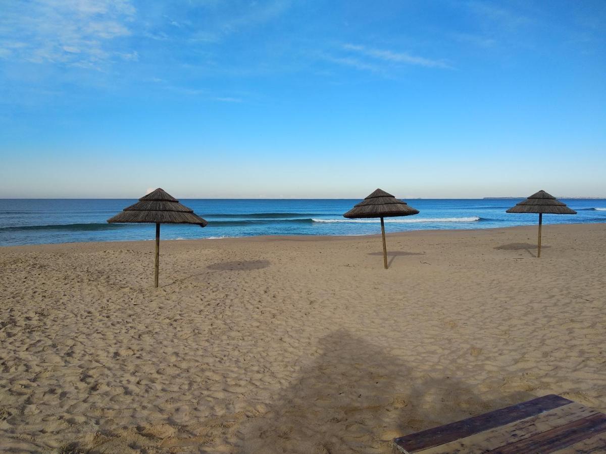 West Coast Surf Hostel Арея Бранка Екстериор снимка