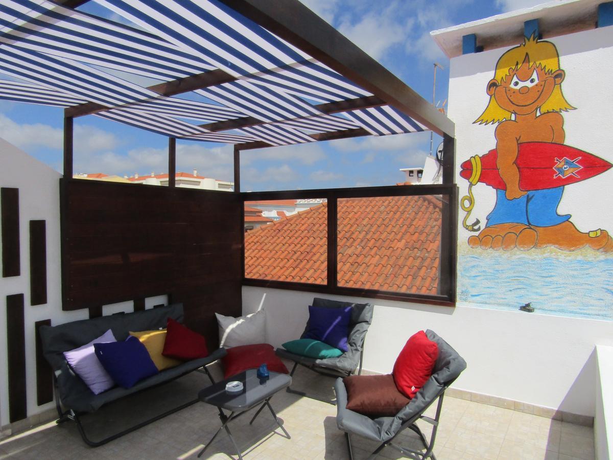 West Coast Surf Hostel Арея Бранка Екстериор снимка